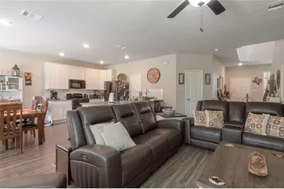 127 Worley Way, Huntsville, TX 77320 - Photo 5