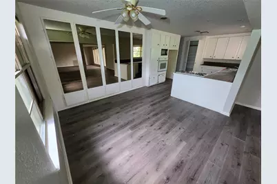 803 Avenue C, Sweeny, TX 77480 - Photo 7