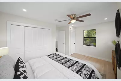 4813 Hummingbird Street, Houston, TX 77035 - Photo 35