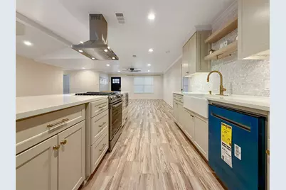 6811 Heron Drive, Houston, TX 77087 - Photo 17