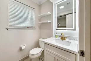 6811 Heron Dr, Houston, TX 77087 - Photo 23