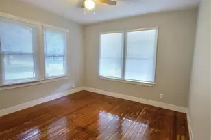 522 Aron St, Baytown, TX 77520 - Photo 3