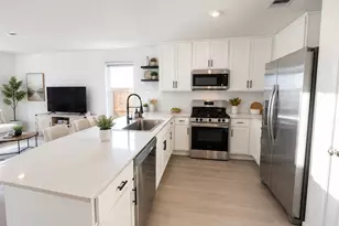 2302 Still Bend Ln, League City, TX 77573 - Photo 9