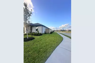 2302 Still Bend Ln, League City, TX 77573 - Photo 3