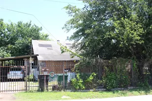 8007 Masterson St, Houston, TX 77029 - Photo 3