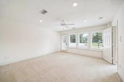 30 Halfmoon Court, The Woodlands, TX 77380 - Photo 23