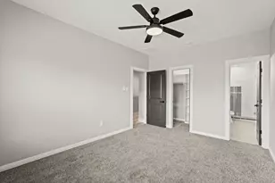 2113 St Charles St, Houston, TX 77003 - Photo 11