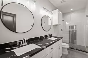 2113 St Charles St, Houston, TX 77003 - Photo 13