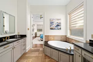 14110 Woodthorpe Ln, Houston, TX 77079 - Photo 23