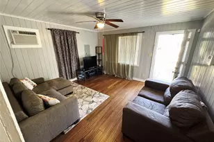 915 Martin Luther King Dr, Livingston, TX 77351 - Photo 7