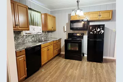 915 Martin Luther King Drive, Livingston, TX 77351 - Photo 15