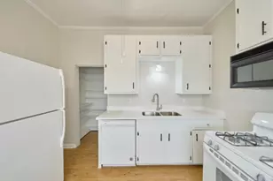 219 W 13th St, Houston, TX 77008 - Photo 21