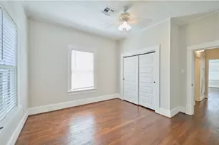 219 W 13th St, Houston, TX 77008 - Photo 11