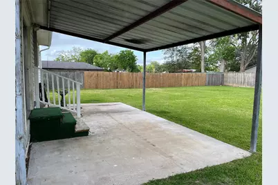 218 N Ormsby Street, Alvin, TX 77511 - Photo 7