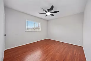 16710 Cheshire Pl Dr, Houston, TX 77083 - Photo 23