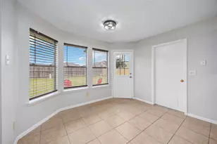 16710 Cheshire Pl Dr, Houston, TX 77083 - Photo 9