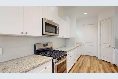 155 Benjis Place, The Woodlands, TX 77380 - Photo 13