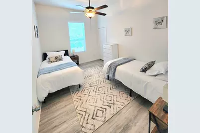 4123 Avenue M 1/2, Galveston, TX 77550 - Photo 15