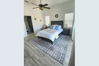 4123 Avenue M 1/2, Galveston, TX 77550 - Photo 9