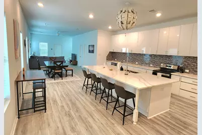 4123 Avenue M 1/2, Galveston, TX 77550 - Photo 1