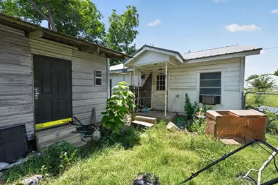 105 S Broadway Street, Thorndale, TX 76577 - Photo 9