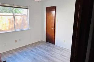 2239 Trail W St, Sugar Land, TX 77478 - Photo 9