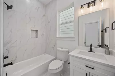 1935 Knoll Square Drive, Houston, TX 77080 - Photo 19