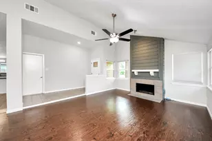 11122 Windmark Pl, Houston, TX 77099 - Photo 17