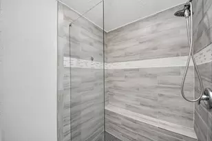 11122 Windmark Pl, Houston, TX 77099 - Photo 33