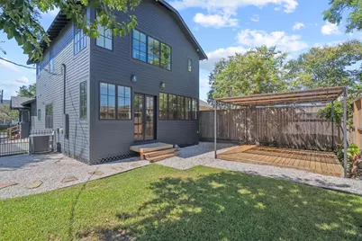 107 Munford Street, Houston, TX 77008 - Photo 5