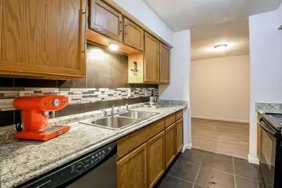 9700 Leawood Boulevard #311, Houston, TX 77099 - Photo 5