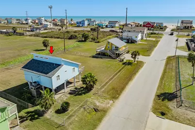 4215 San Jacinto Drive, Galveston, TX 77554 - Photo 1