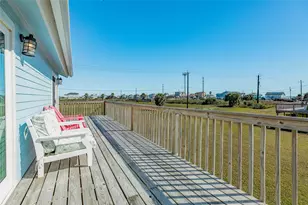 4215 San Jacinto Dr, Galveston, TX 77554 - Photo 15