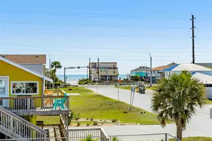 4215 San Jacinto Dr, Galveston, TX 77554 - Photo 17