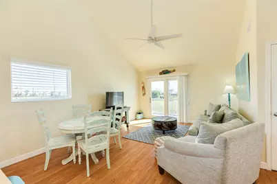 4215 San Jacinto Drive, Galveston, TX 77554 - Photo 25