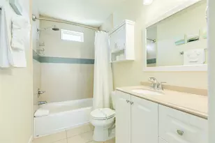 4215 San Jacinto Dr, Galveston, TX 77554 - Photo 37