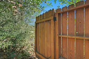 4 Sawmill Grove Ln, Spring, TX 77380 - Photo 27