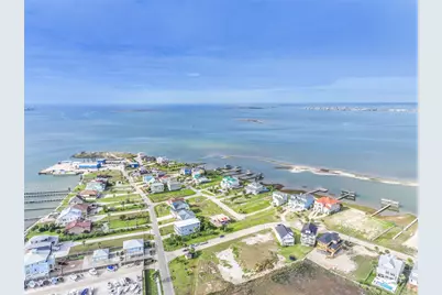 710 Vista Bella, Galveston, TX 77554 - Photo 19