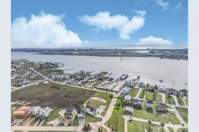 710 Vista Bella, Galveston, TX 77554 - Photo 17