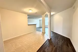 9418 Sky Blue Dr, Rosharon, TX 77583 - Photo 3