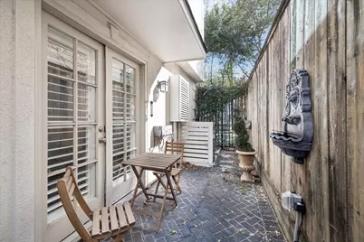 126 Oak Place Drive, Houston, TX 77006 - Photo 21