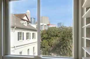 126 Oak Pl Dr, Houston, TX 77006 - Photo 19