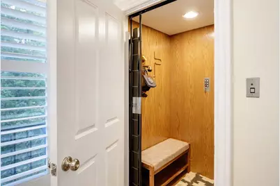 126 Oak Place Drive, Houston, TX 77006 - Photo 5