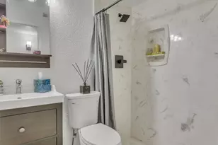 3401 Timmons Ln, Houston, TX 77027 - Photo 21