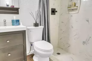 3401 Timmons Ln, Houston, TX 77027 - Photo 21