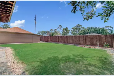 9834 Pinehurst Street, Baytown, TX 77521 - Photo 33