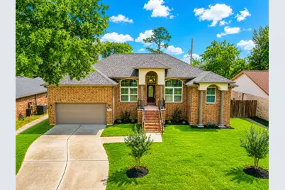 7214 Deep Forest Drive, Houston, TX 77088 - Photo 1