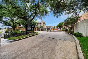 3600 Jeanetta St, Houston, TX 77063 - Photo 3