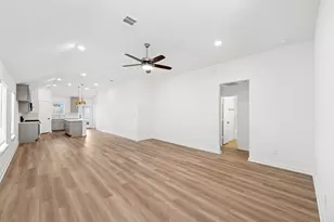 32419 Sunbeam Dr, Fulshear, TX 77441 - Photo 3