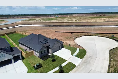 12310 Radnor Drive, Texas City, TX 77590 - Photo 3